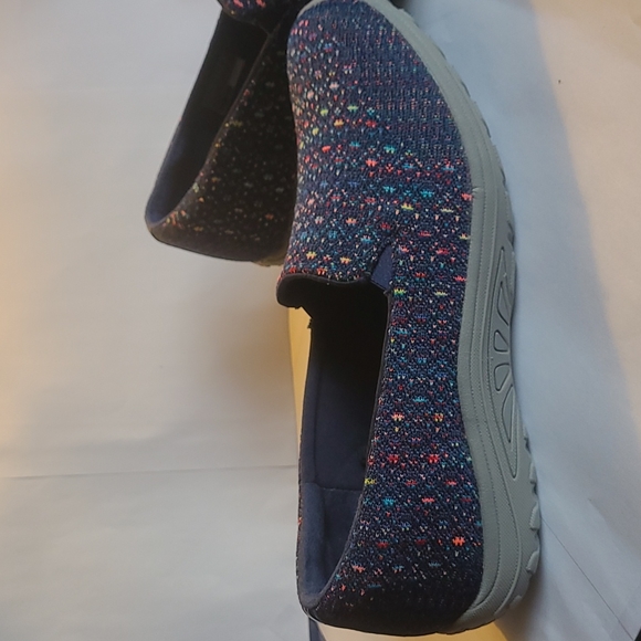 Skechers Women's Slip-On Loafer, Knitted Pattern, Multi-Color (Navy), Size 7.5 - Picture 9 of 16